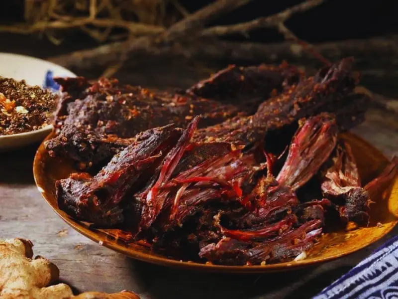 Gói 200g / 500g / 1kg (đóng hút chân không hoặc hộp quà tặng).