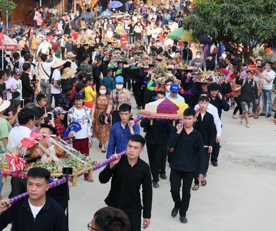 Lễ hội chợ tình Khâu Vai mỗi năm được tổ chức 1 lần