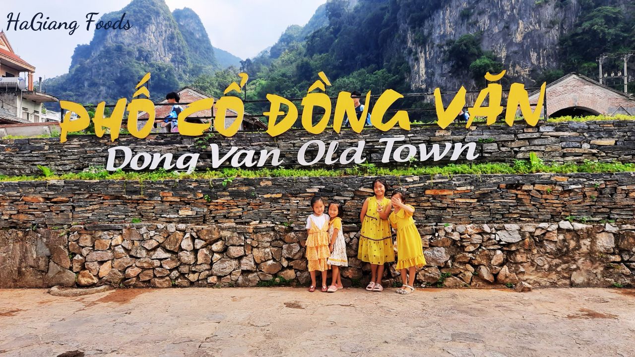 Phố cổ Đồng Văn Hà Giang có từ khi nào?