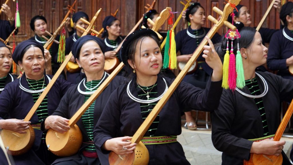 Trang phục cổ truyền của dân tộc Tày xã Phương Độ - thành phố Hà Giang