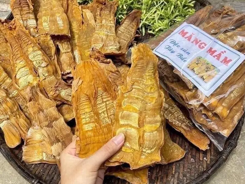 măng mầm sấy khô